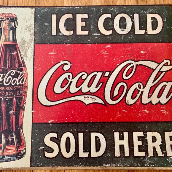 Coca-Cola Tin sign - 16" long and 12 1/2" wide - Picture 3 of 4